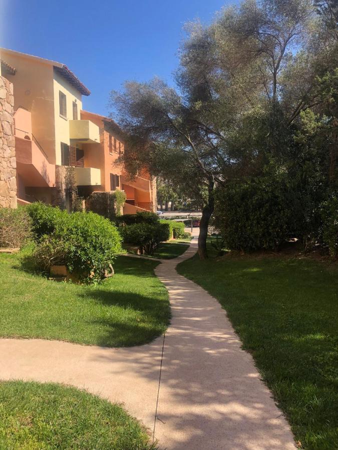 Aldiola Porto Rotondo Apartment ภายนอก รูปภาพ